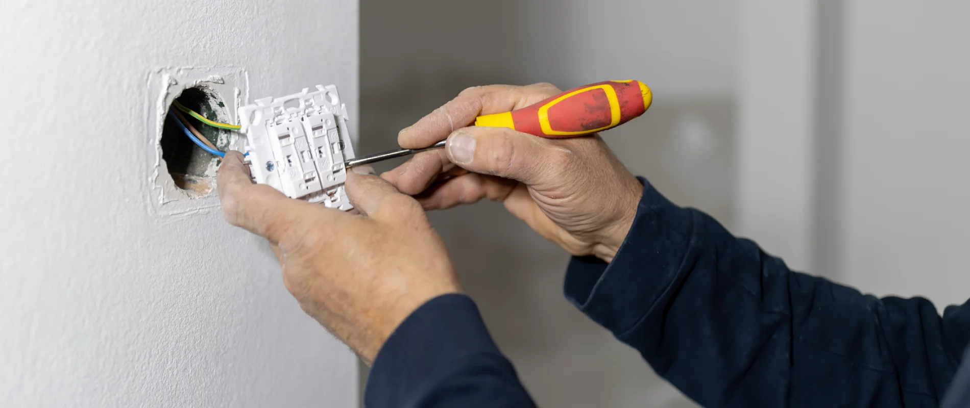 Light Switches Installation & Replacement in Bend & Central Oregon ...